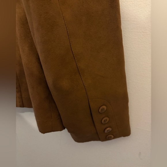 Women's Tan Blazer - Picture 6 of 6